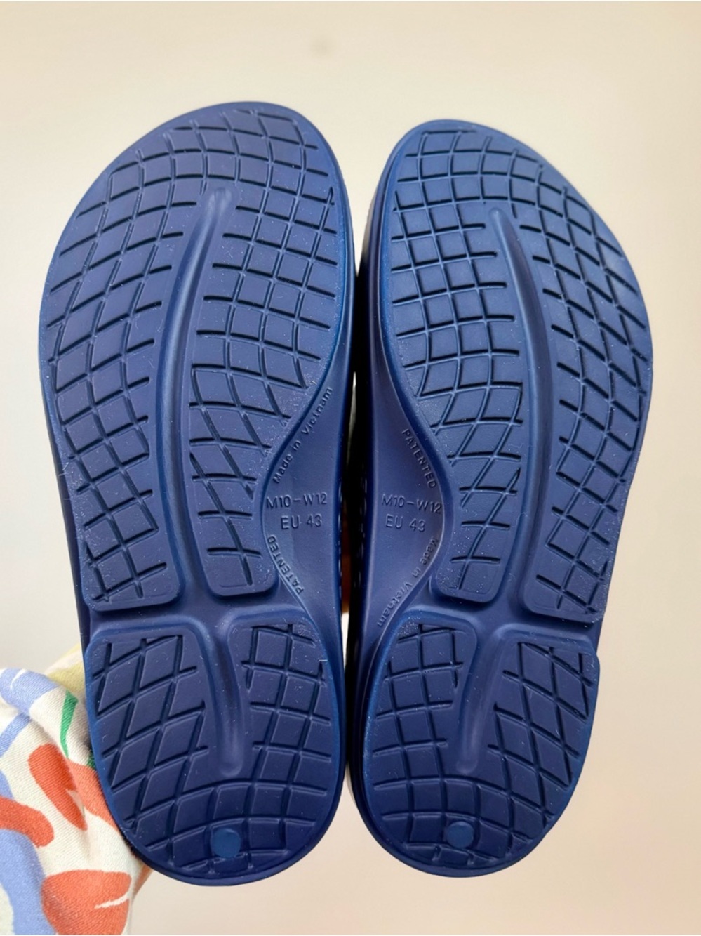 OOFOS OOAHH Sport Slide Sandal | Size 10 Men's, 12 Women's  (EU 43) - Picture 7 of 8